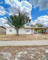 featured image of 620 W Avenue B