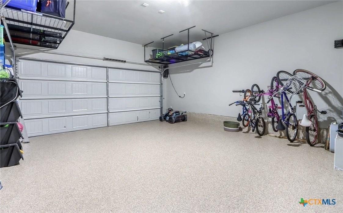1642 Ranch House - Photo 7 of 34