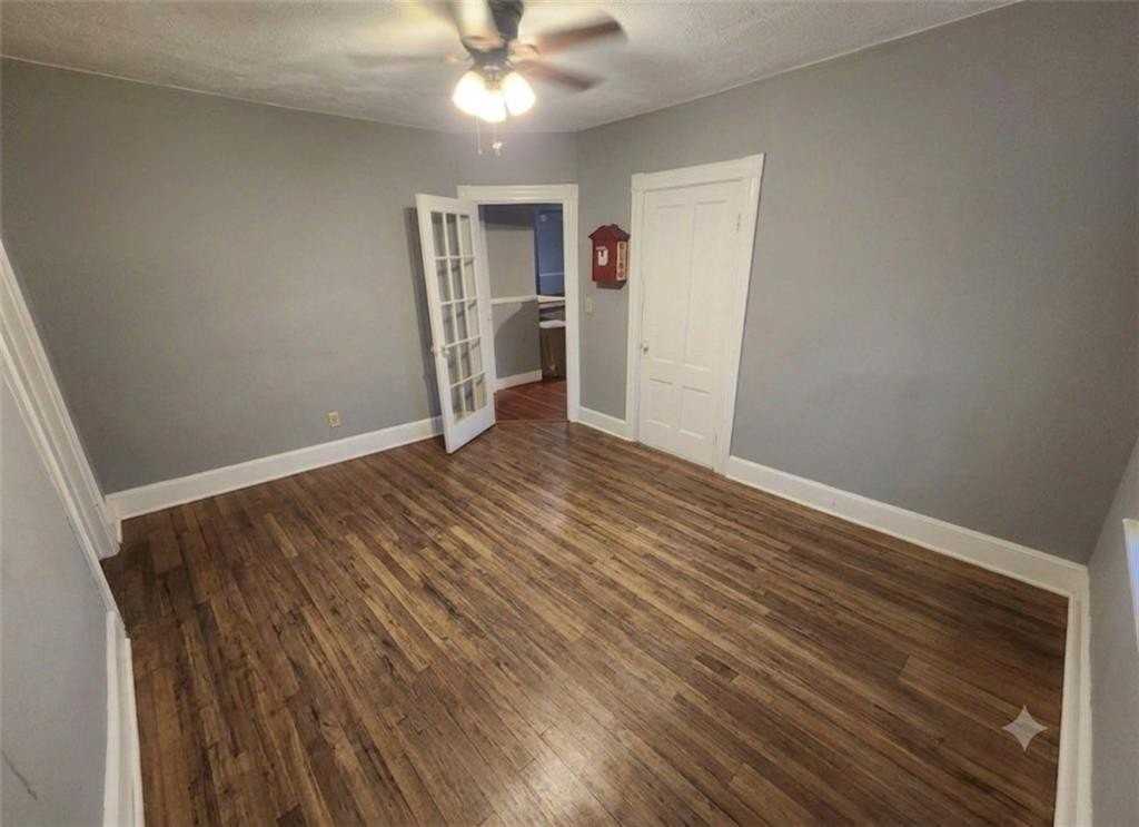 109 Cleveland St - Photo 6 of 11