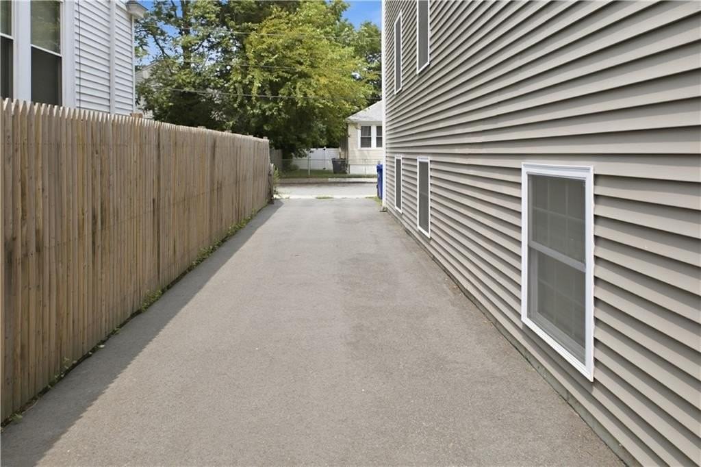 49 Huber Ave - Photo 4 of 23
