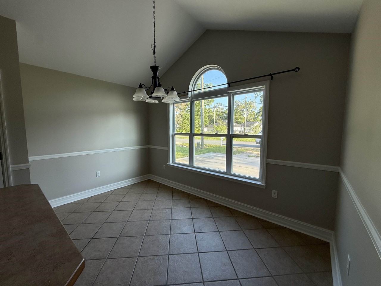 37 Cochise St - Photo 5 of 18
