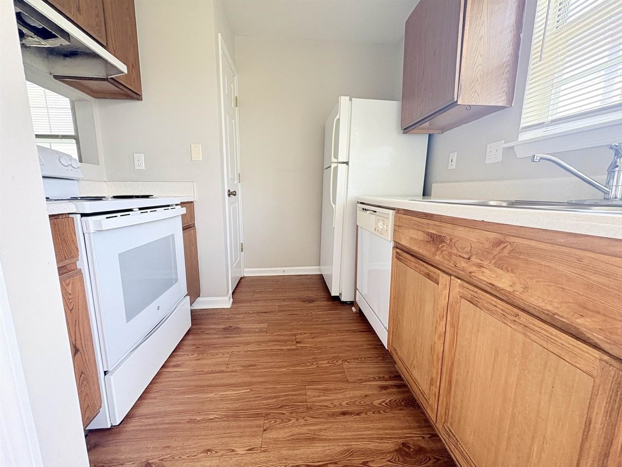 368 Belmont Rd #A - Photo 6 of 12
