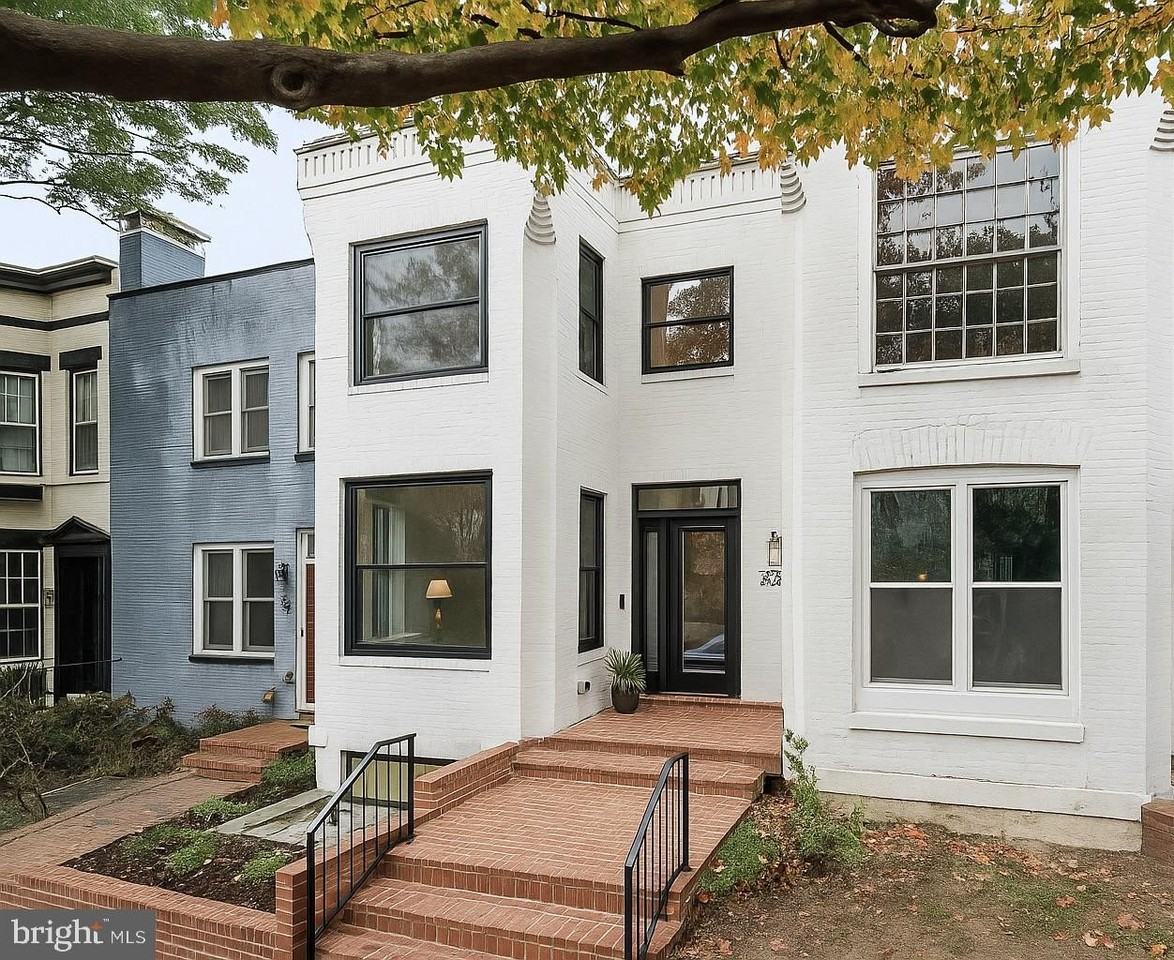 2507 I St Nw - Photo 2 of 47
