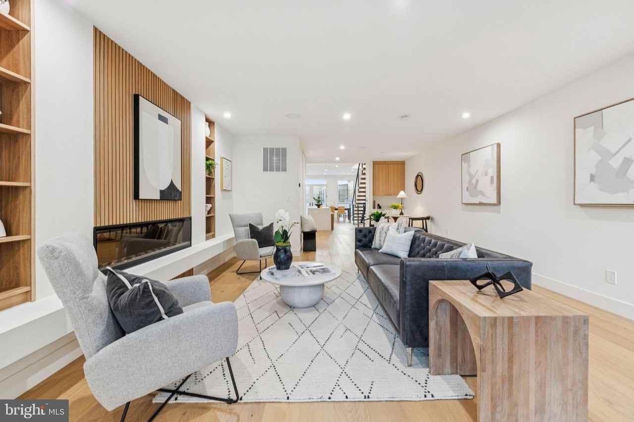 2507 I St Nw - Photo 3 of 47
