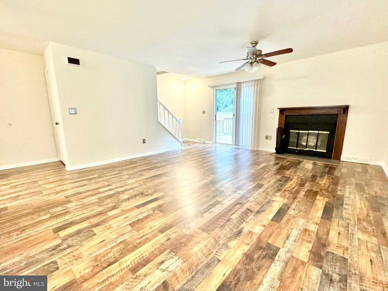 7 Lamplighter Ln - Photo 7 of 22