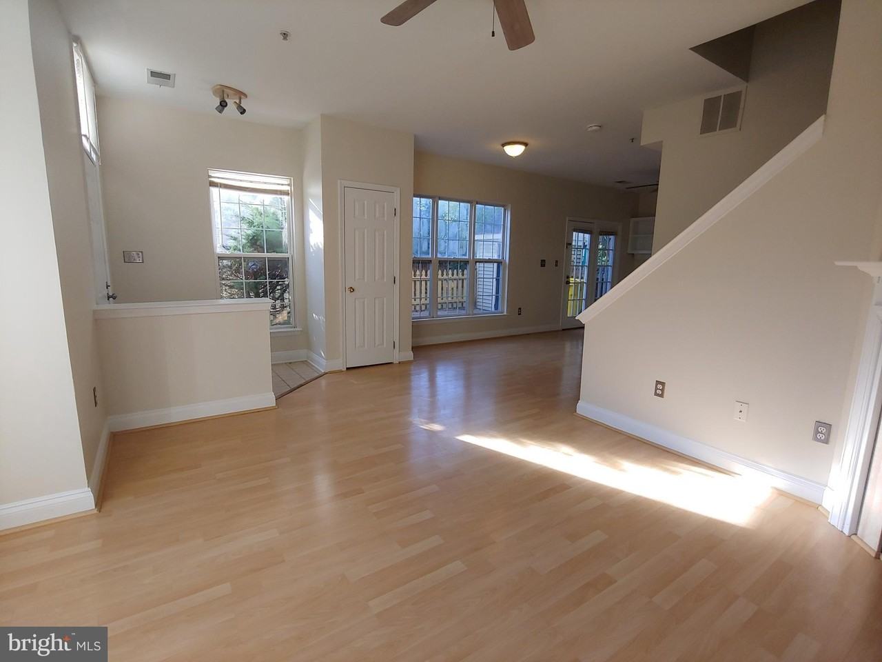 814 Estuary Dr - Photo 6 of 29