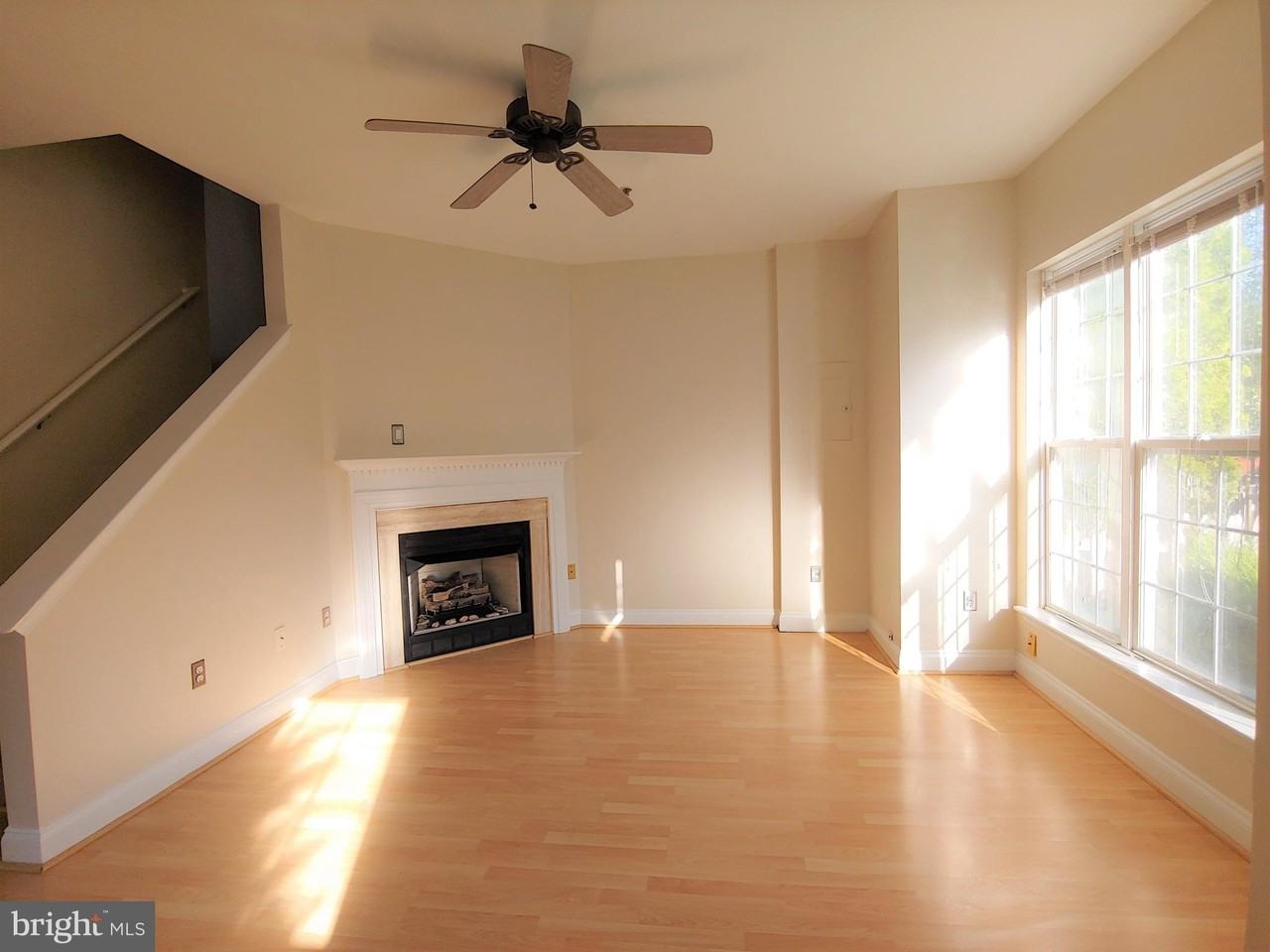 814 Estuary Dr - Photo 7 of 29