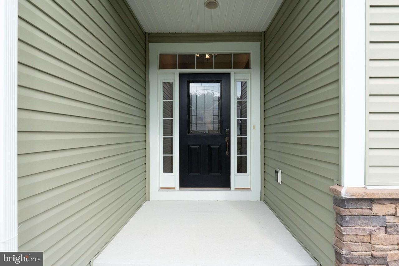 1113 Chevron Rd - Photo 5 of 40