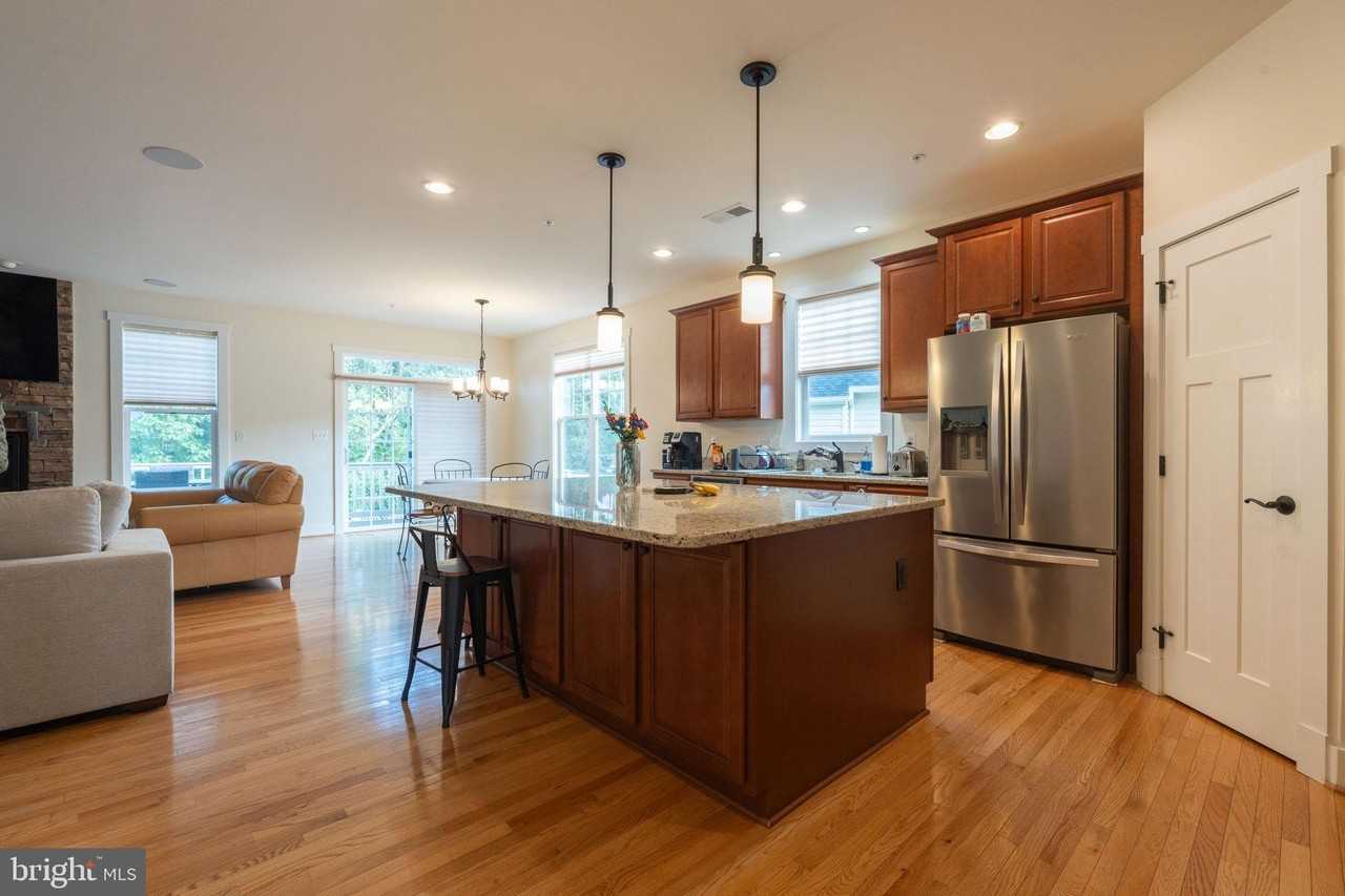 1113 Chevron Rd - Photo 6 of 40