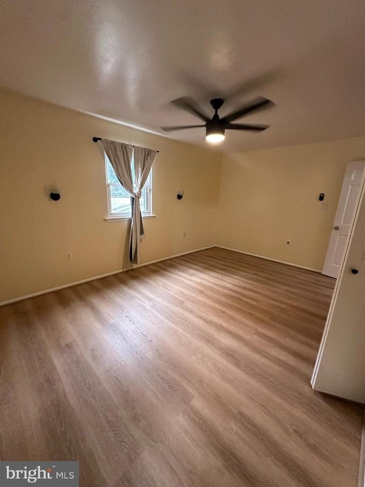 308 Sorel Ct - Photo 3 of 17