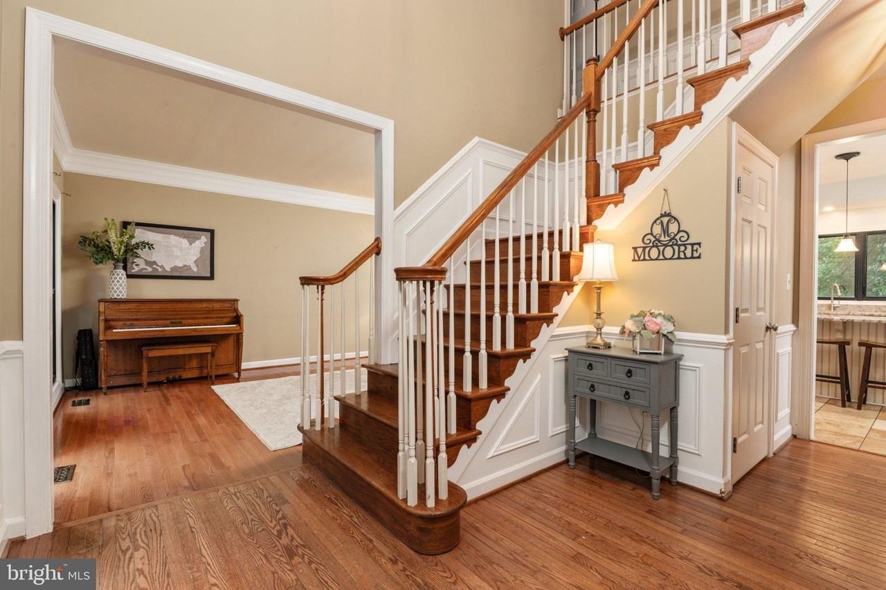 119 Fordham Dr - Photo 4 of 42