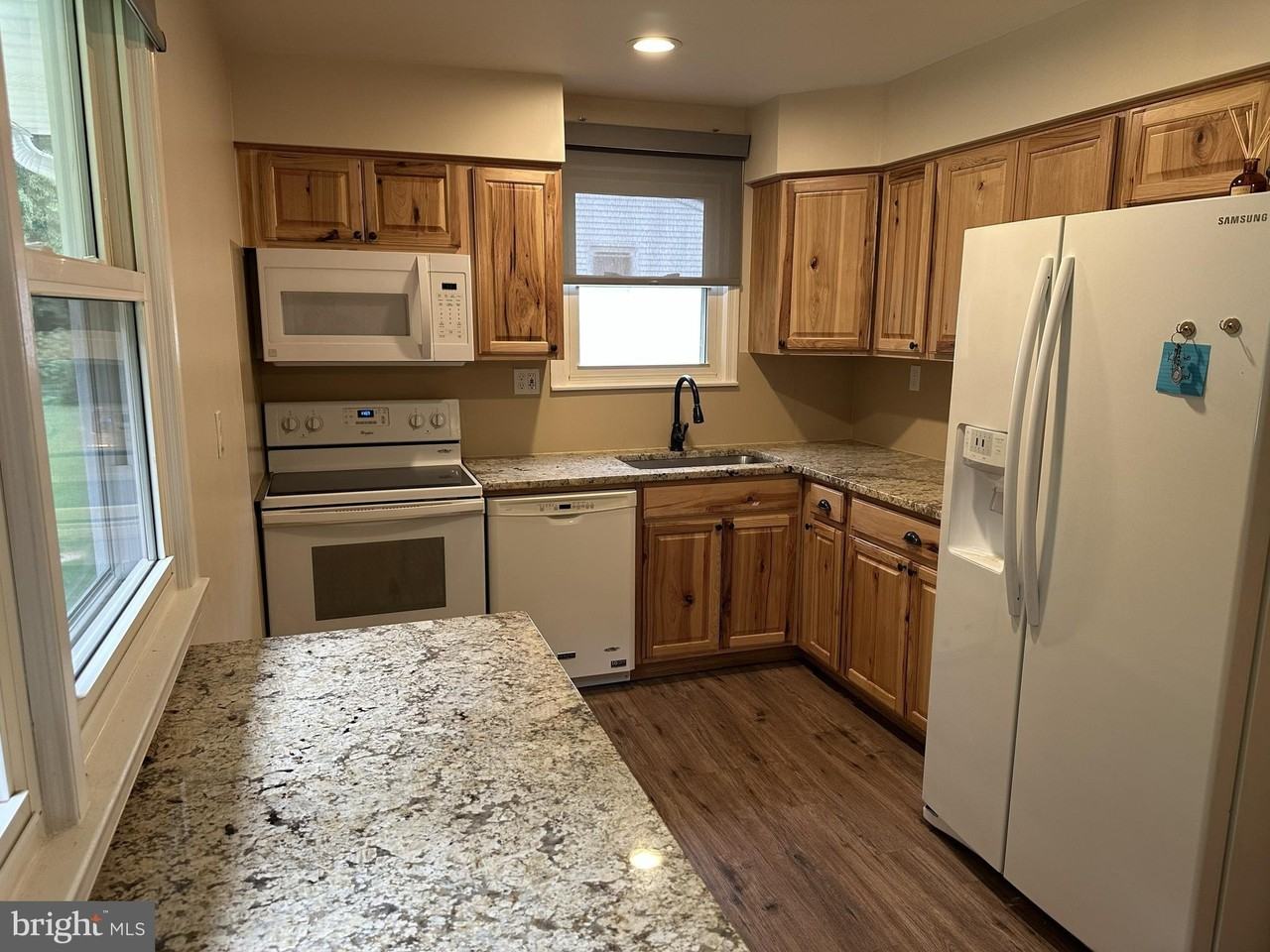 1447 Knight Ave - Photo 5 of 20