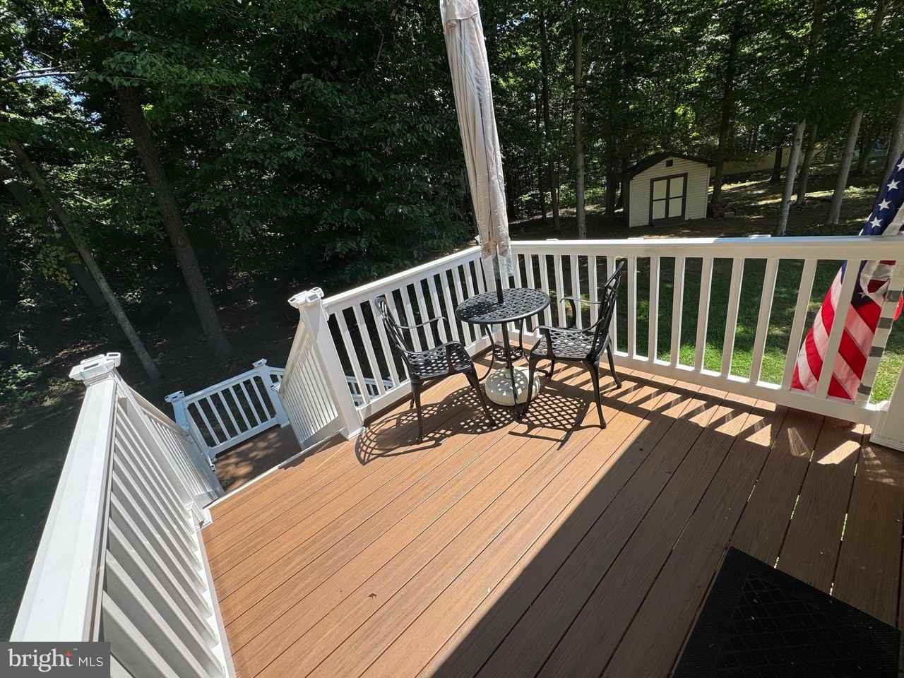 8612 Creek Ct - Photo 2 of 29