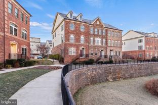9152 Kenway Ln - Photo 1 of 1
