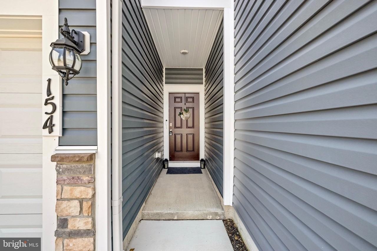154 Hannock St - Photo 2 of 42