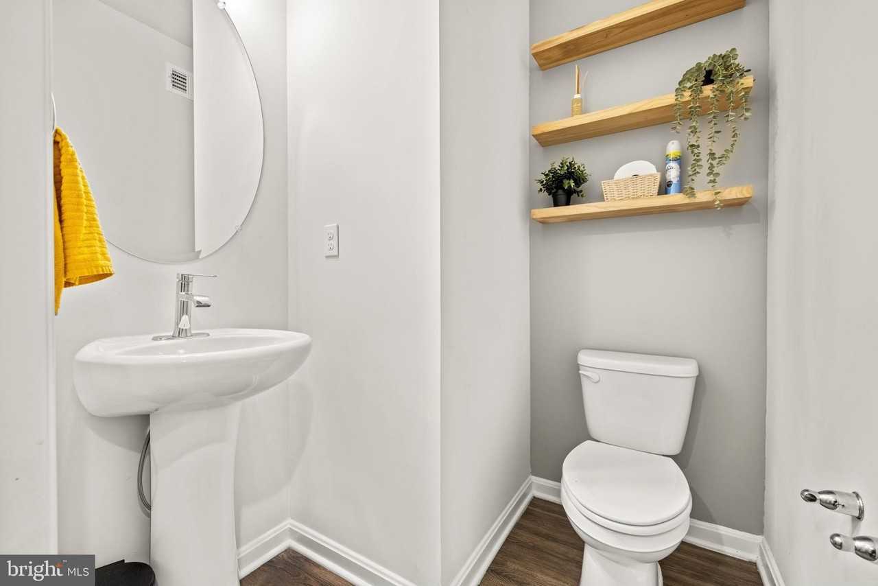 154 Hannock St - Photo 5 of 42