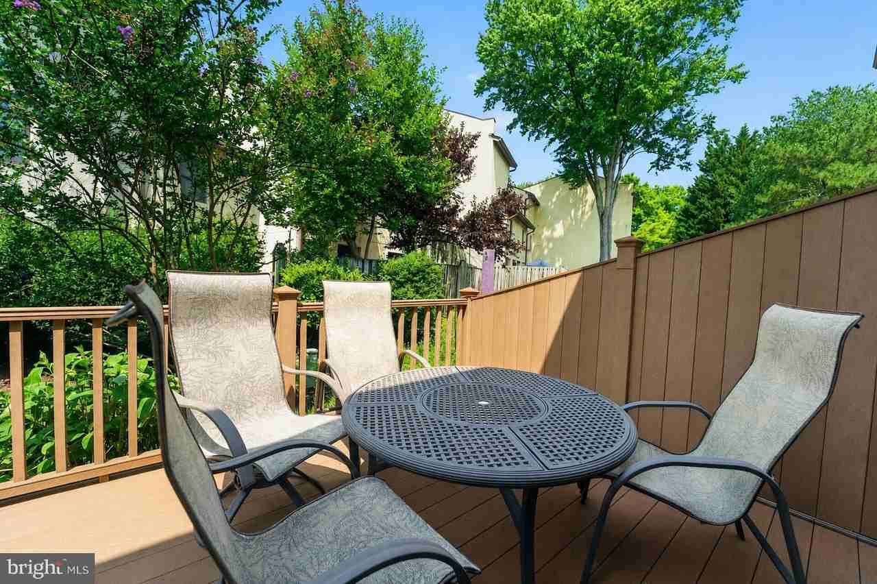 5607 Vantage Point Rd - Photo 2 of 46