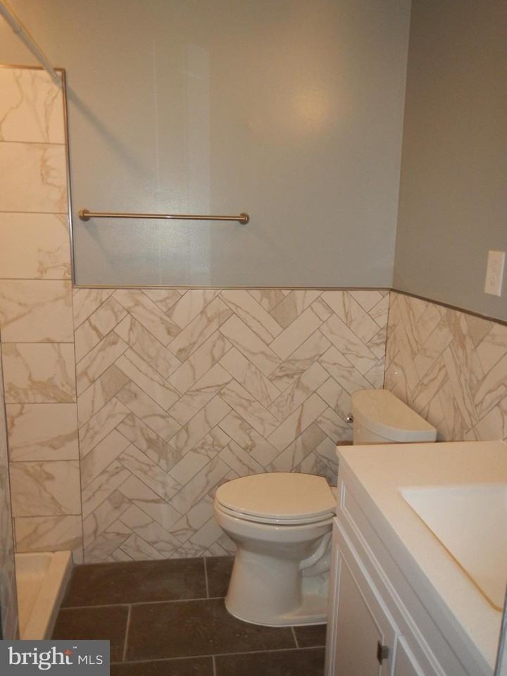 9 Stoneyhurst Ct - Photo 7 of 20