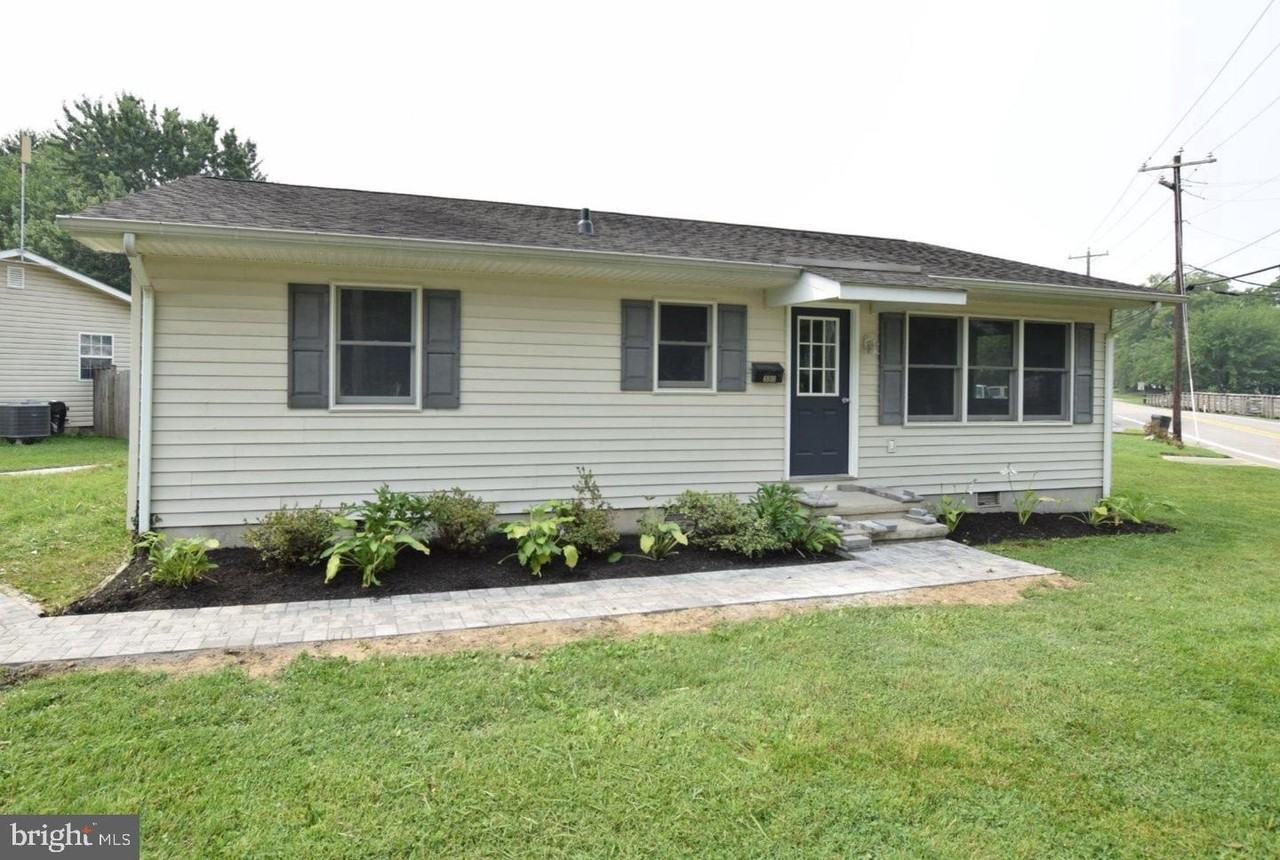 6808 Main St - Photo 2 of 20