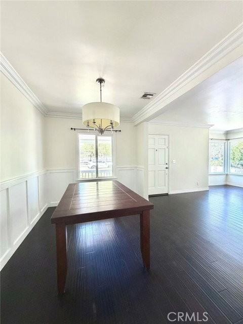 274 S Craig Ave - Photo 4 of 8