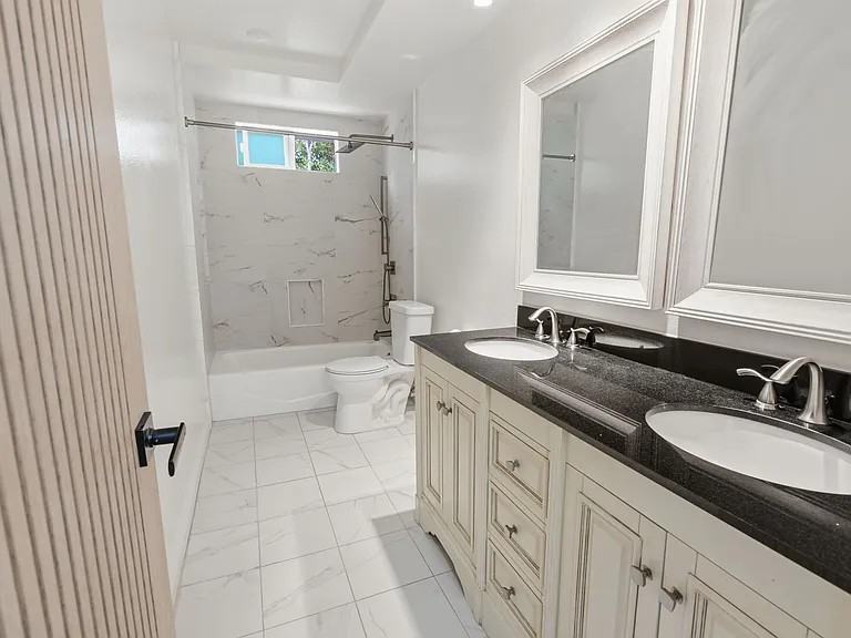 14332 Dickens St #25 - Photo 4 of 8