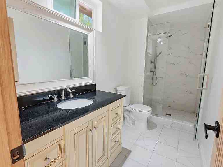14332 Dickens St #25 - Photo 6 of 8
