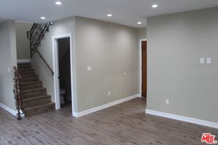 15431 Huston St - Photo 1 of 1