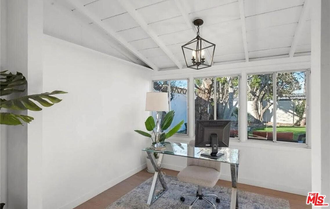 6251 Alcove Ave - Photo 6 of 7
