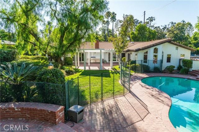 5054 Encino Ave - Photo 6 of 8