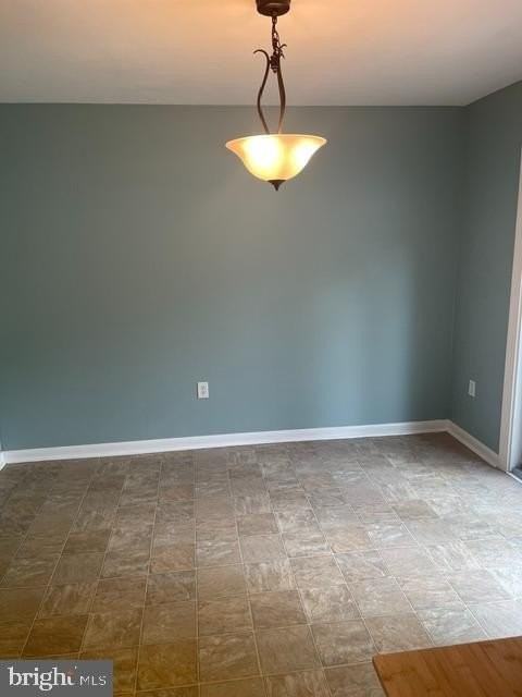 802 Hills Dr - Photo 6 of 17