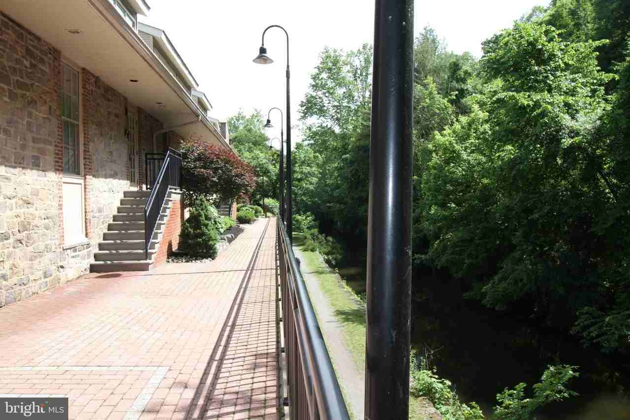 350 S River Rd #G16 - Photo 4 of 16