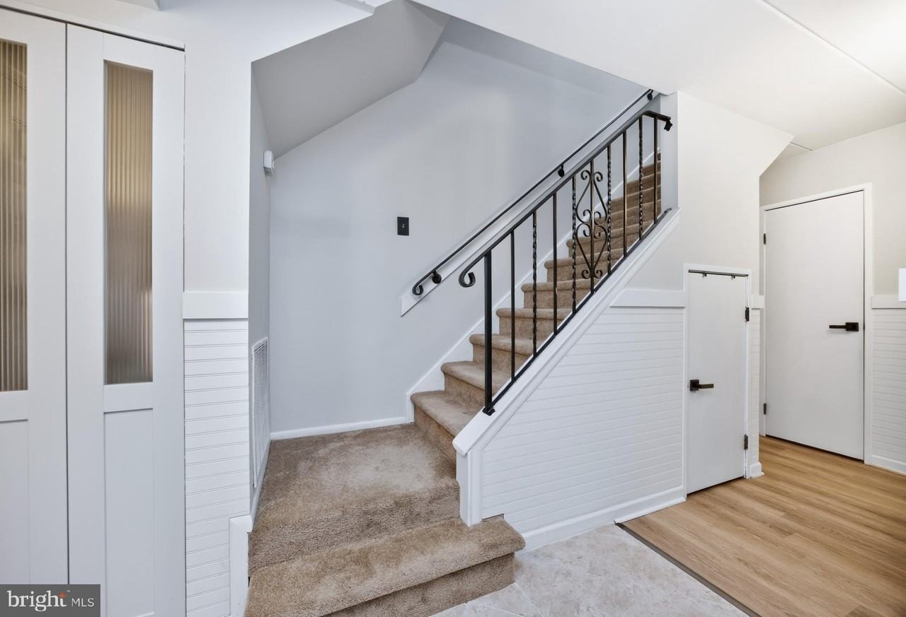 217 Village Walk #217 - Photo 6 of 25