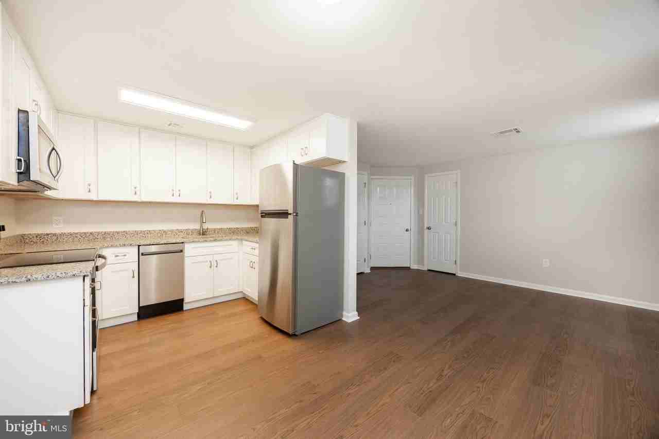 3183 Main St #2 - Photo 6 of 25