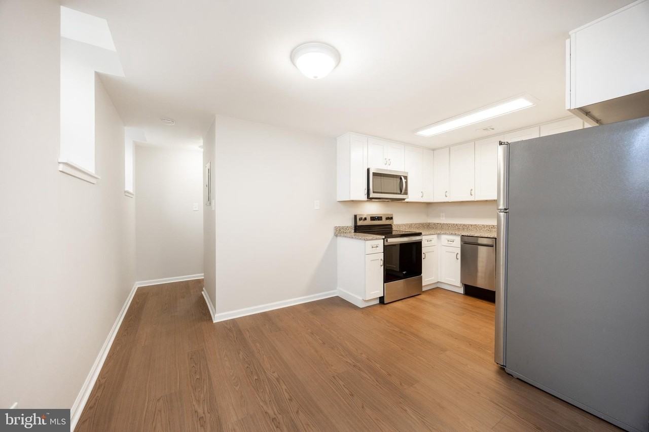 3183 Main St #2 - Photo 7 of 25