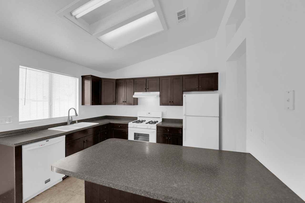 833 Camden Yard Ct #1 - Photo 7 of 50