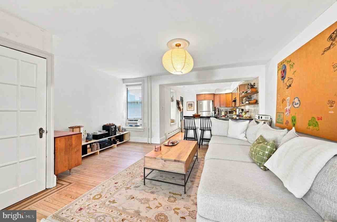 124 Grape St - Photo 4 of 25