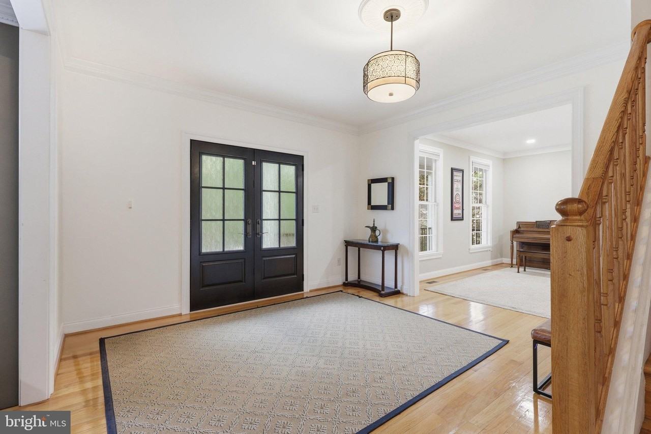 809 N Buchanan St - Photo 7 of 40