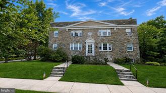 300 Commonwealth Ave #4 - Photo 1 of 1