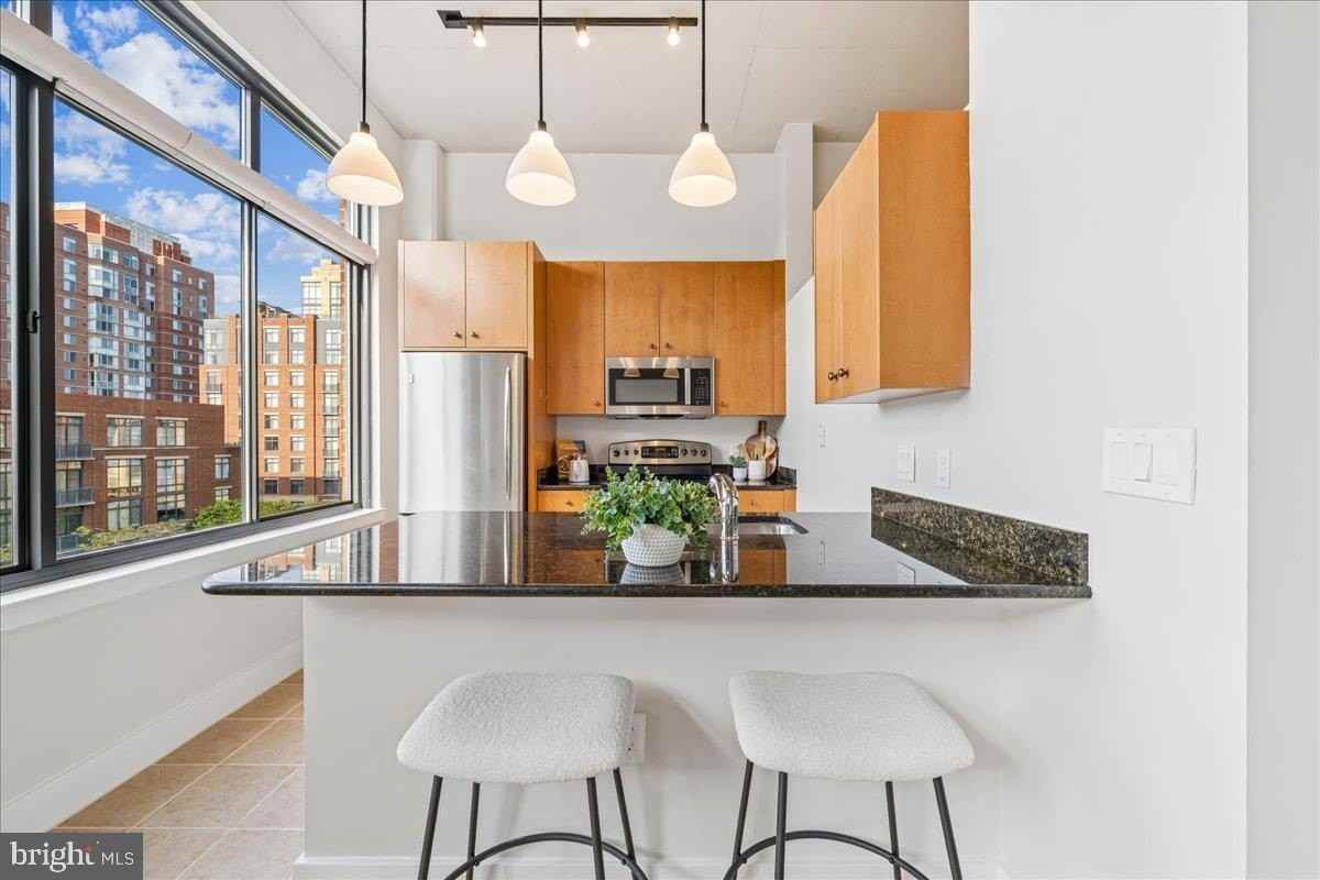 520 John Carlyle St #429 - Photo 5 of 23