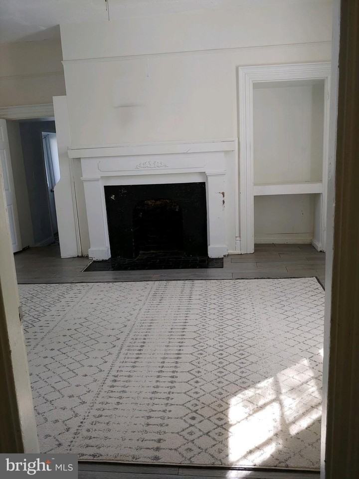 113 E Main St #1 - Photo 2 of 8