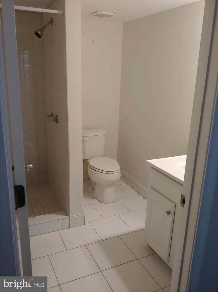113 E Main St #1 - Photo 4 of 8