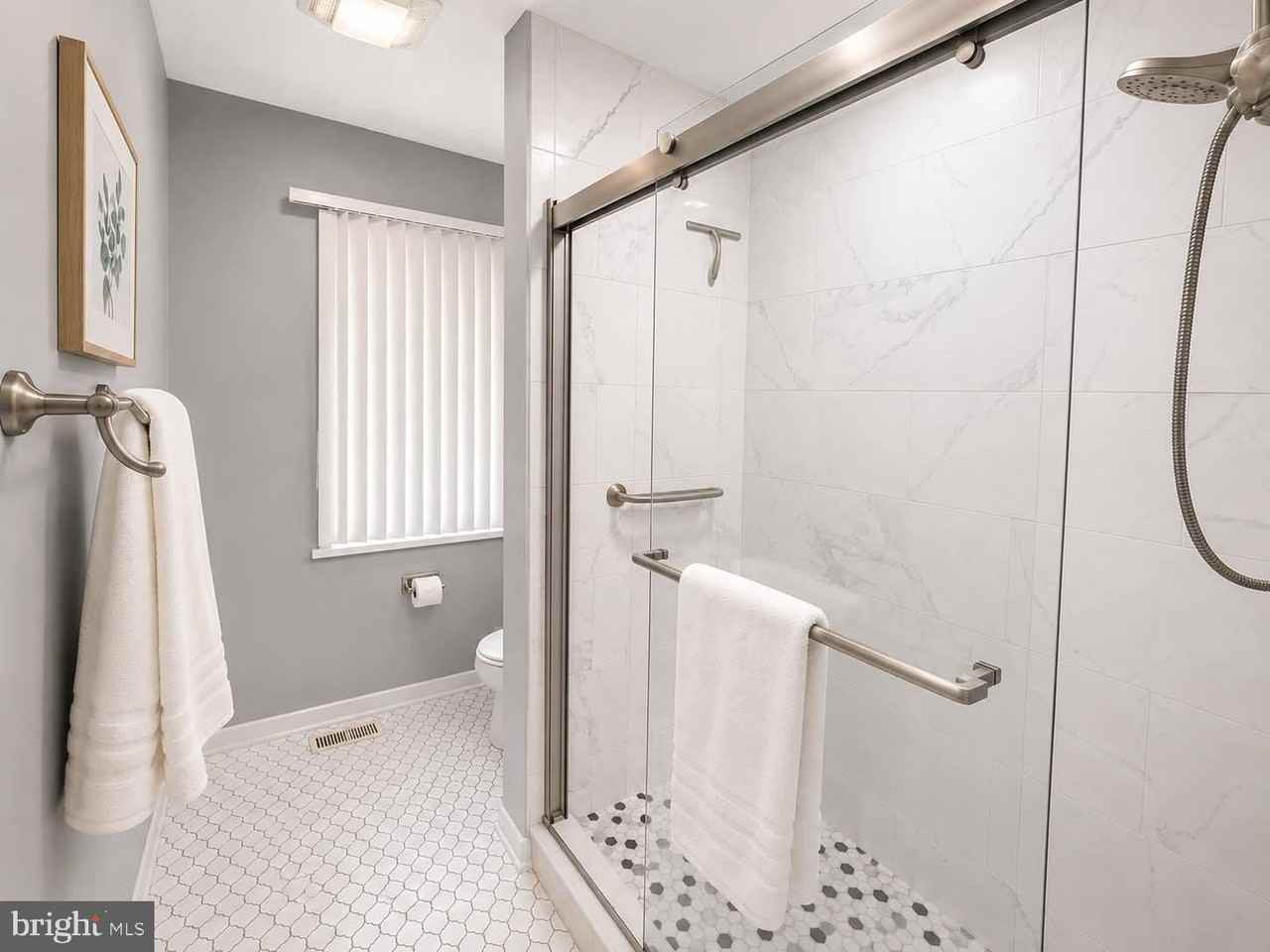970 Lake Heritage Dr - Photo 7 of 27