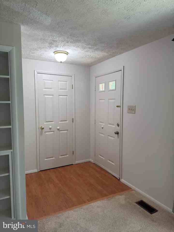 5519 Inverness Woods Ct - Photo 3 of 33