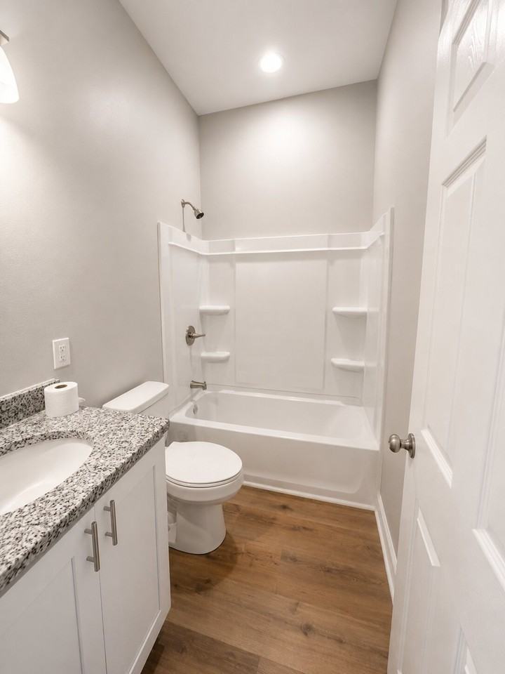 383 N Water Ave #2 - Photo 2 of 9