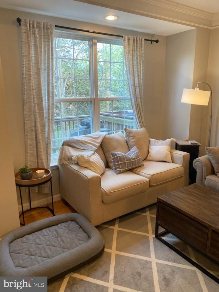 6419 Nice Pl - Photo 5 of 7