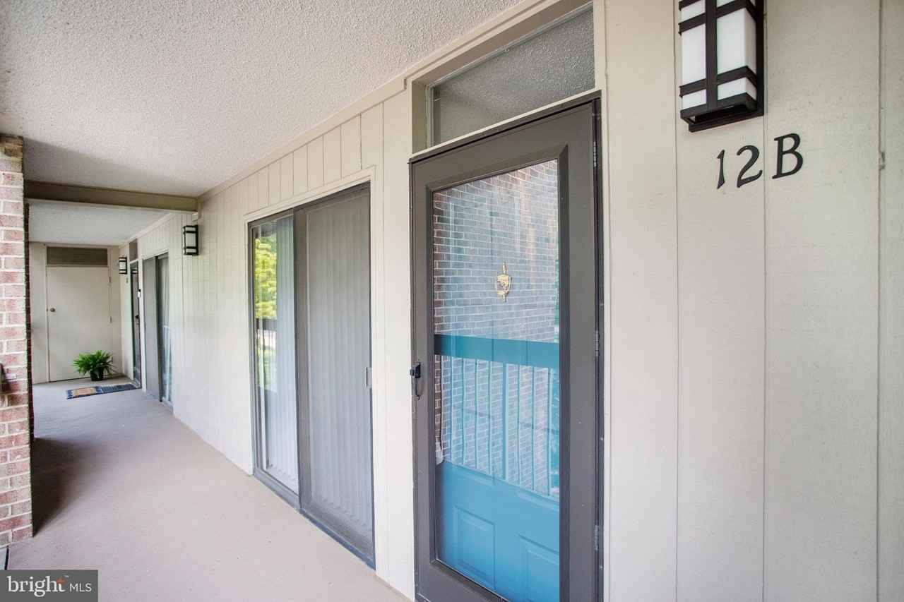 1526 Moorings Dr #12B - Photo 3 of 41