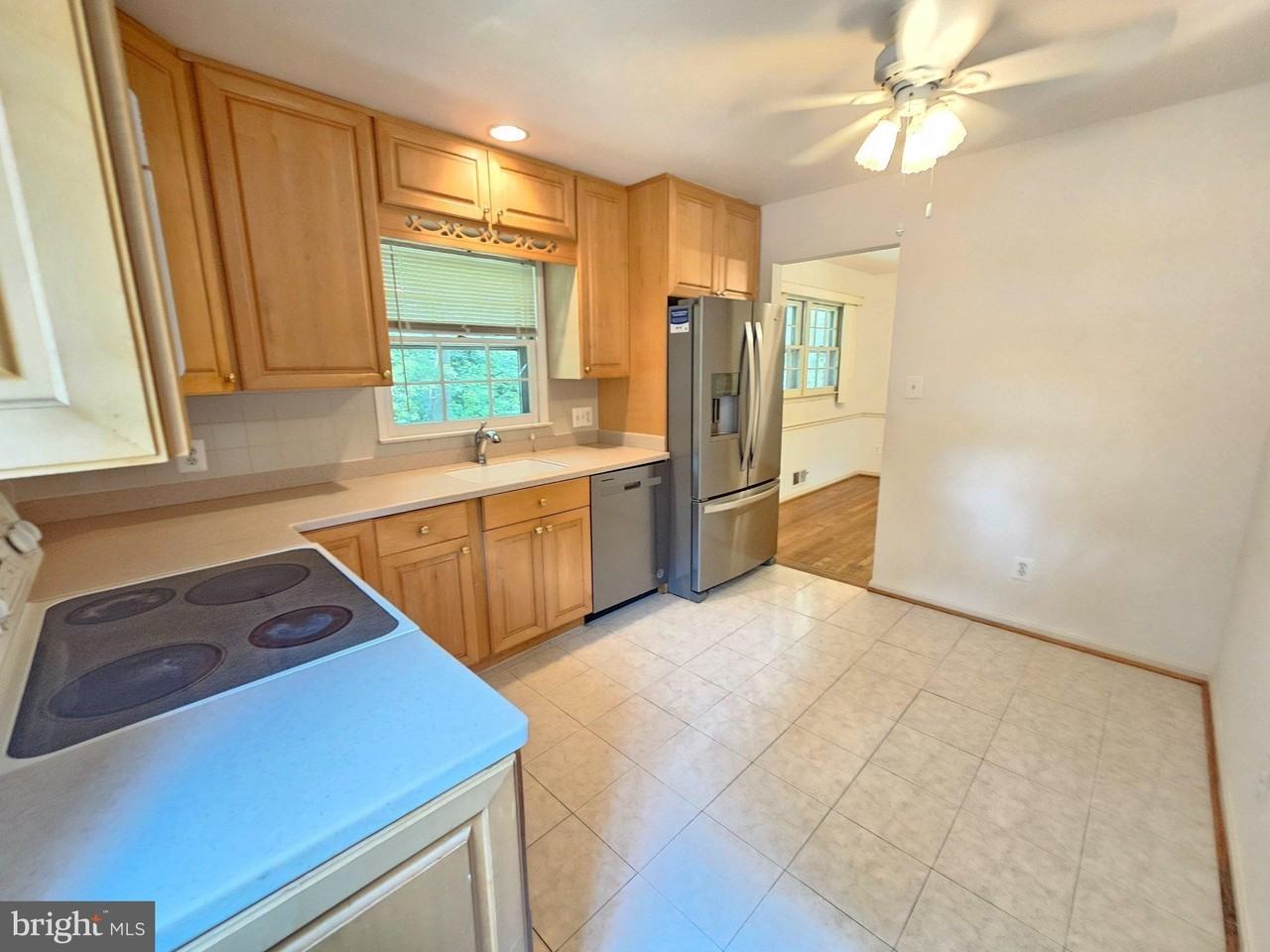 5683 Ravenel Ln - Photo 4 of 17