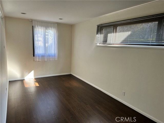 11336 Montana Ave - Photo 4 of 8