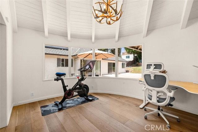 11365 Thurston Pl - Photo 4 of 8