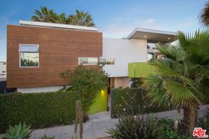 featured image of 1046 6th Ave